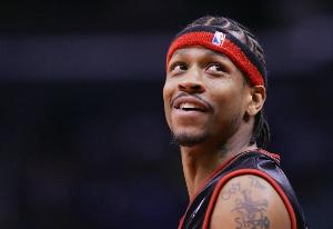 艾弗森：NBA球员一代比一代强我不喜欢前辈总贬低年轻球员
